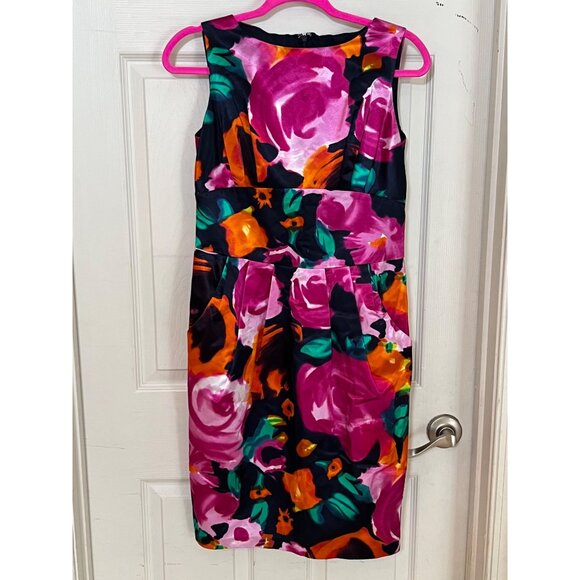 St. John Dresses & Skirts - St. John Floral Dress Watercolor Sleeveless Pencil Sheath Lined Silk Pockets 6